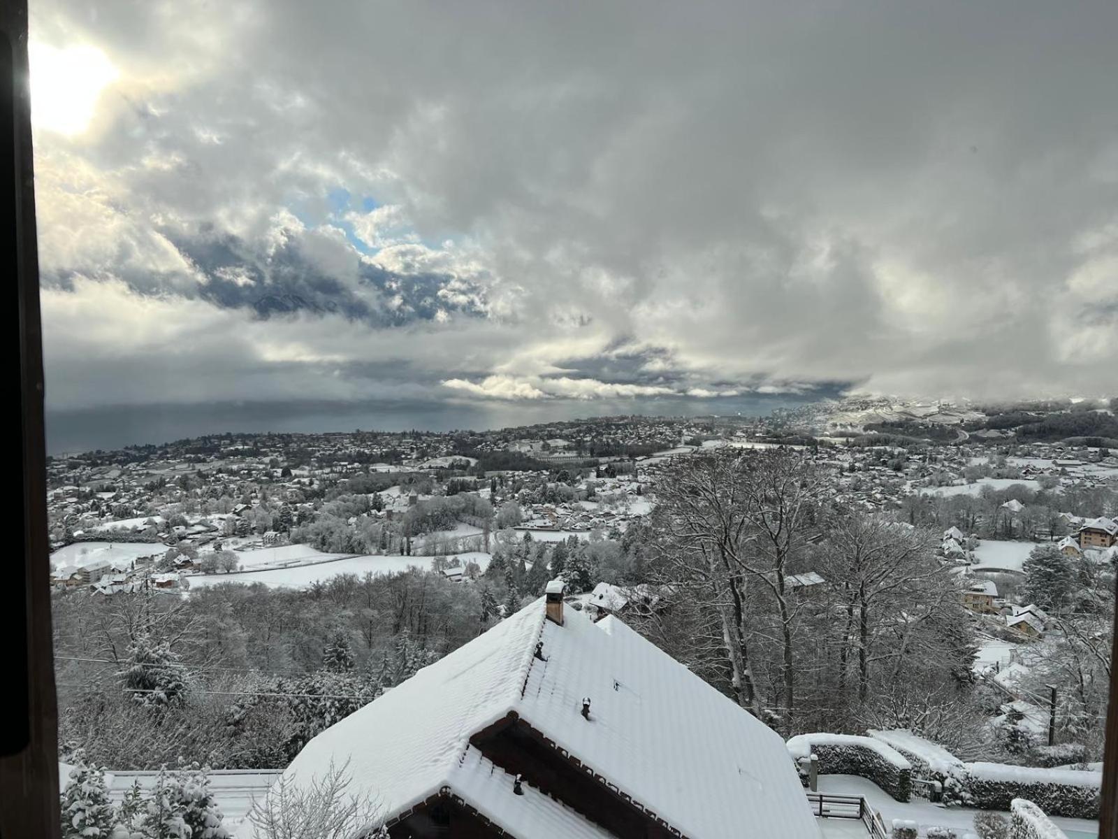 Swiss Chalet - Mountain And Lake View Blonay Εξωτερικό φωτογραφία